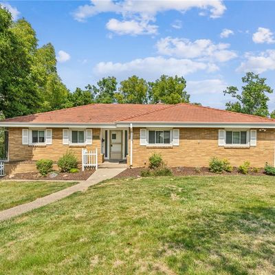 66 Swallow Hill Rd, Carnegie, PA 15106