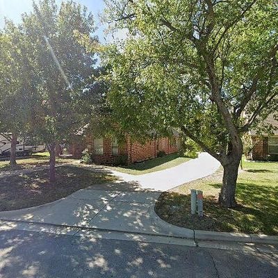 6609 Simmons Rd, North Richland Hills, TX 76182