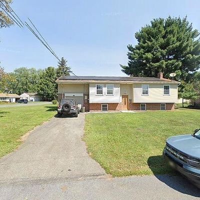 668 Essex St, Marietta, PA 17547