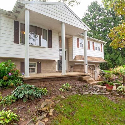 67 Newlon Rd, Dover, PA 17315