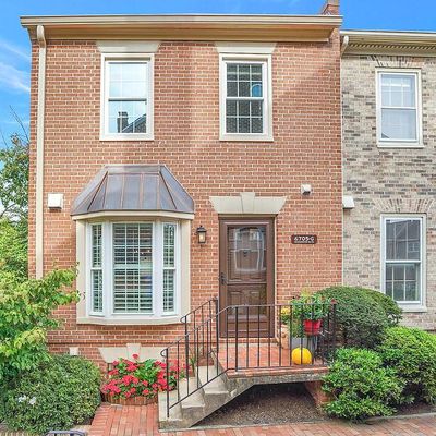 6705 Washington Boulevard, Arlington, VA 22213