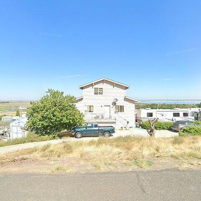 6812 El Camino St, Othello, WA 99344