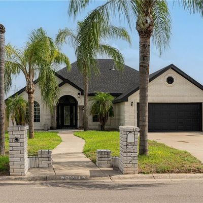 6911 Buena Vista Dr, Palmview, TX 78572