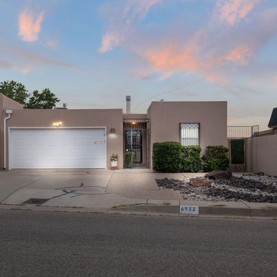 6932 Kiowa Ave Ne, Albuquerque, NM 87110