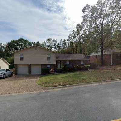 700 N Shackleford Rd, Little Rock, AR 72211