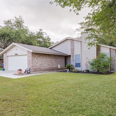 7034 Wakeforest Dr, Corpus Christi, TX 78413