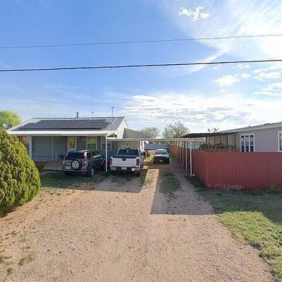 705 1 St St, Bovina, TX 79009