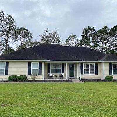 706 Edgewater Pl, Hahira, GA 31632