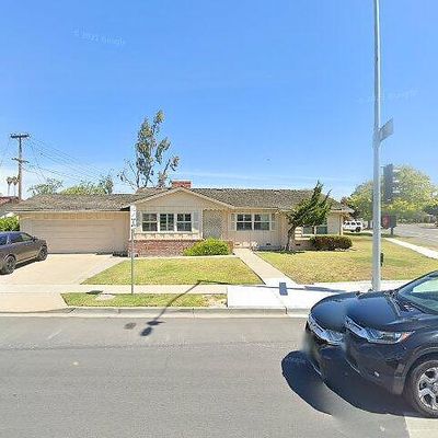 708 W Acacia St, Salinas, CA 93901