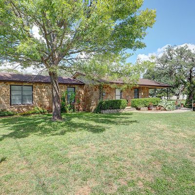 604 W Bluebonnet Ln, Johnson City, TX 78636