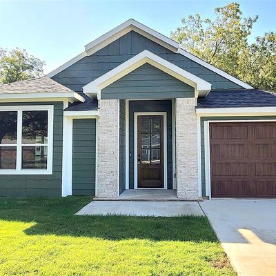 604 W Dubois, Denison, TX 75021