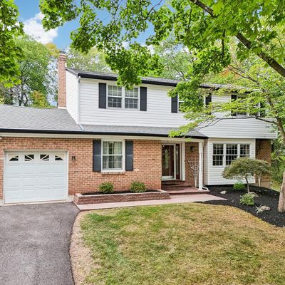 605 Mockingbird Ln, Norristown, PA 19403