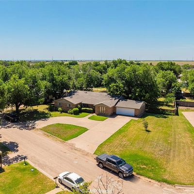 606 Dodson Dr, Stamford, TX 79553