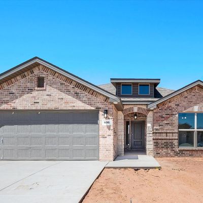 606 E 31st Street, Wolfforth, TX 79382