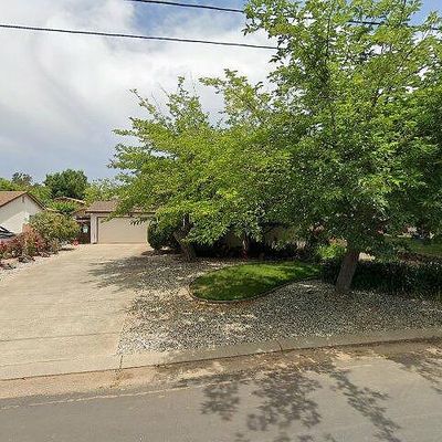 606 Heath Dr, Ione, CA 95640