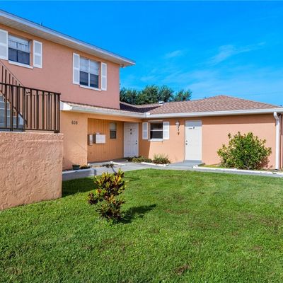 608 Se 6th Street, Cape Coral, FL 33990