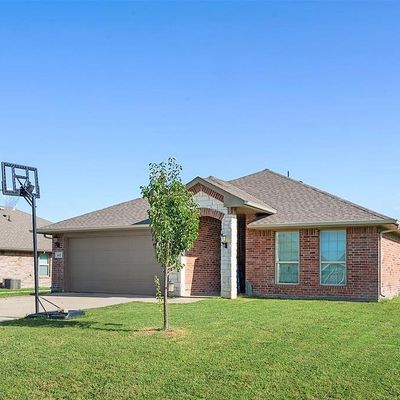 612 Cottage Row, Mabank, TX 75147