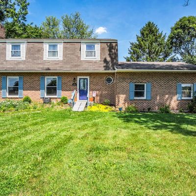 617 Adams Rd, Carlisle, PA 17015