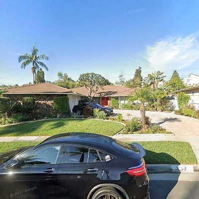 6169 Wooster Ave, Los Angeles, CA 90056