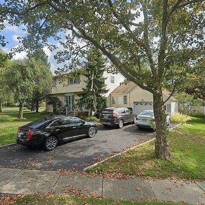 617 Roosevelt Blvd, Paramus, NJ 07652