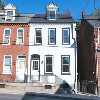 631 W Vine St, Lancaster, PA 17603