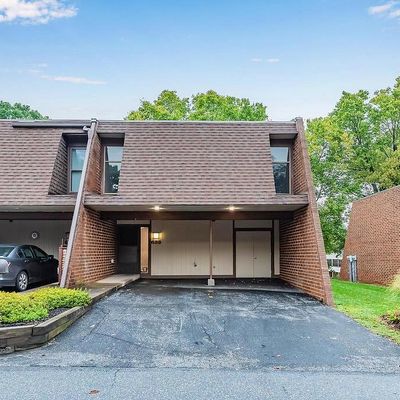 635 Cedar Ridge Ln, Mechanicsburg, PA 17055