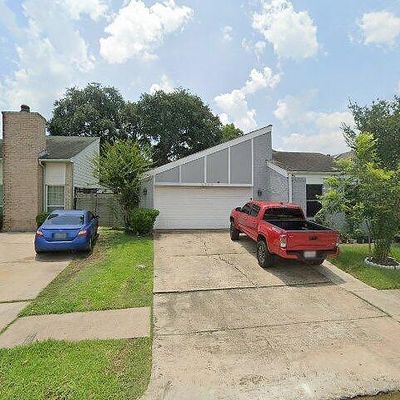 6363 Ivyknoll Dr, Houston, TX 77035