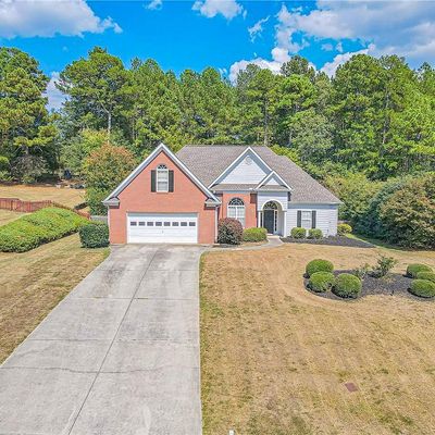 642 Shady Willow Ln, Loganville, GA 30052