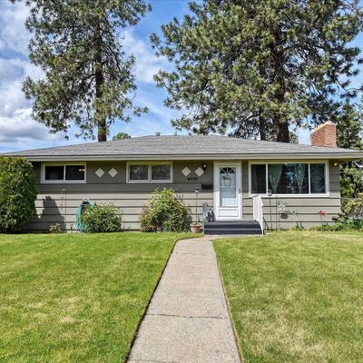 6421 N Whitehouse St, Spokane, WA 99208