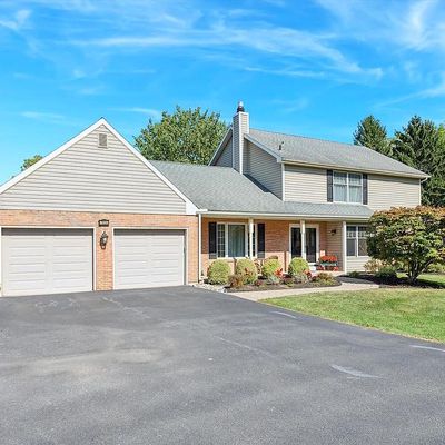 7954 Woodsbluff Run, Fogelsville, PA 18051