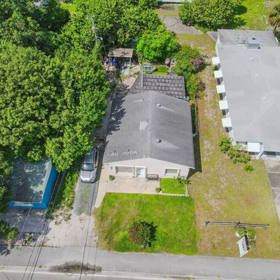 7963 Overlook Rd, Lantana, FL 33462