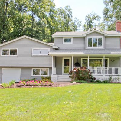 799 Bridge St, Suffield, CT 06078