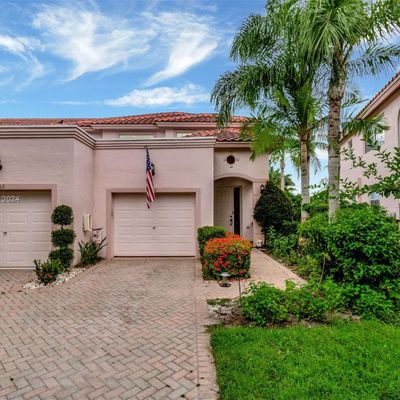 8018 Aberdeen Dr, Boynton Beach, FL 33472