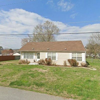 809 Hudson St, Sweetwater, TN 37874