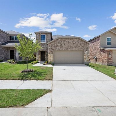 810 Breakwater Dr, Princeton, TX 75407