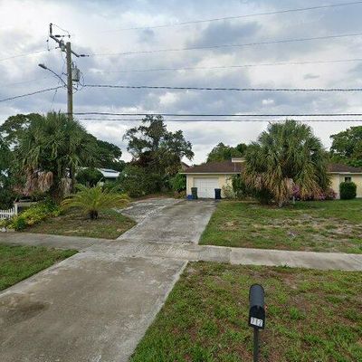 818 Nw Fork Rd, Stuart, FL 34994