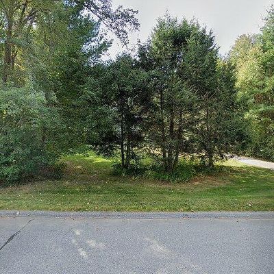 82 Guggins Ln, Boxborough, MA 01719