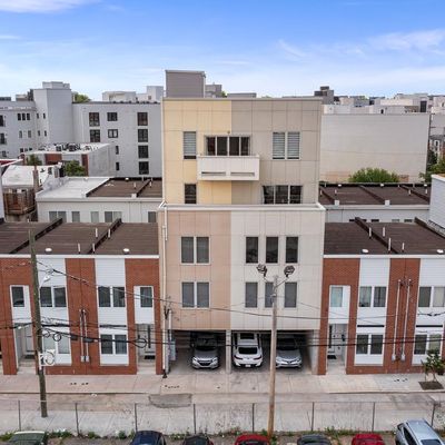 820 N Burns Street, Philadelphia, PA 19130