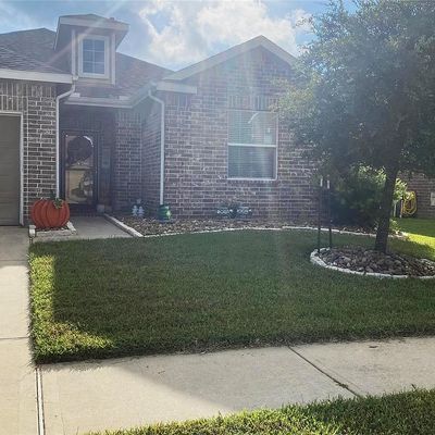 8310 Sweet Bay Cir, Baytown, TX 77523