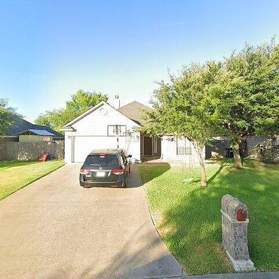 8410 Lauren Dr, College Station, TX 77845