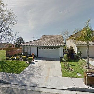 843 E Mesa Dr, Rialto, CA 92376