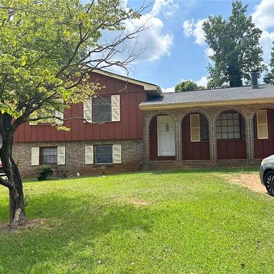 8451 Magnolia Dr, Jonesboro, GA 30238