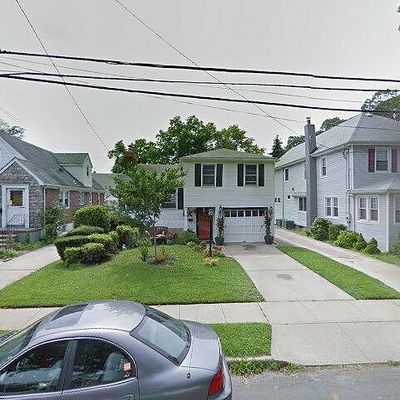 85 Stevenson St, Lynbrook, NY 11563