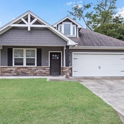 723 N 13th Street, Nederland, TX 77627