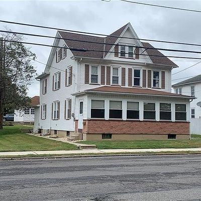 724 Iron St, Lehighton, PA 18235