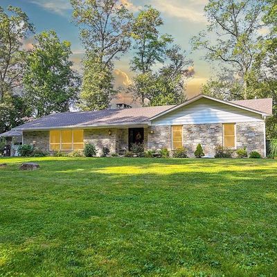 7260 Anderson Rd, Stewartstown, PA 17363