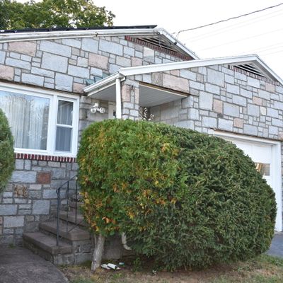 73 Ogden St, West Haven, CT 06516