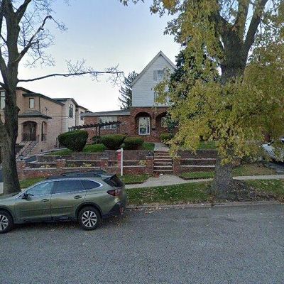 73 W Homestead Ave, Palisades Park, NJ 07650