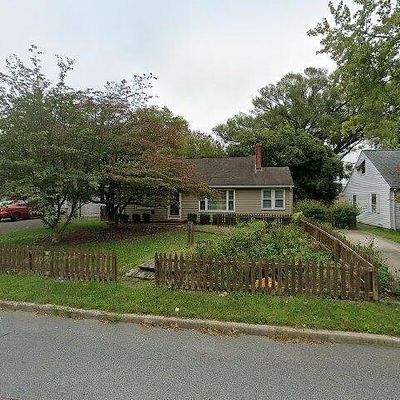 740 E Division St, Dover, DE 19901