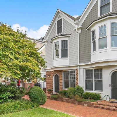 7453 Arlington Rd, Bethesda, MD 20814